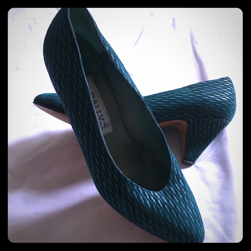 Bally’s Heels